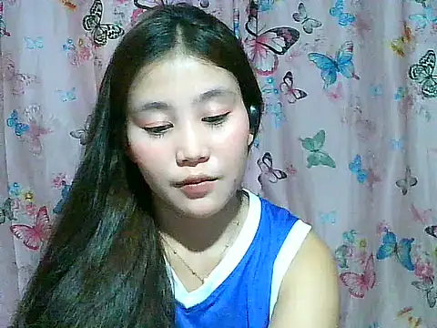 SexyAsianPussy4u online show from July 7, 7:23 am