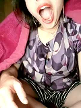 CoMay003 online show from March 26, 7:59 pm