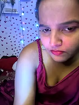 Snapshot of QueerSofty chatting on October 7, 5:39 pm QueerSofty online show from October 7, 5:39 pm