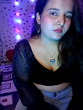 Snapshot of QueerSofty chatting on September 12, 1:06 am QueerSofty online show from September 12, 1:06 am