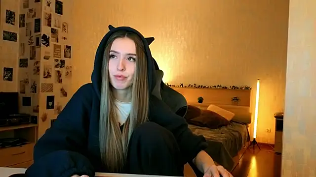 yourrdanceteacher online show from January 7, 8:23 pm