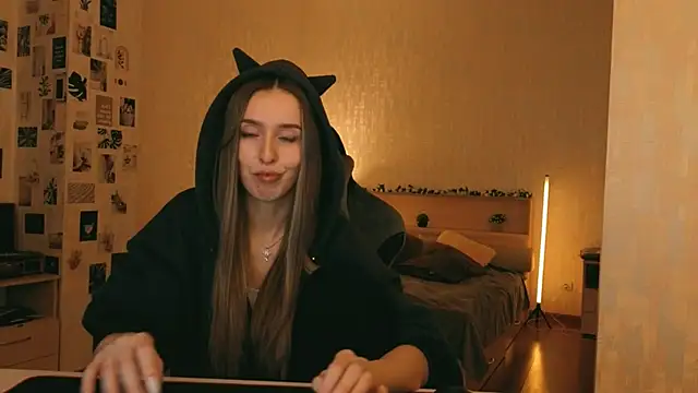 yourrdanceteacher online show from January 6, 8:12 pm