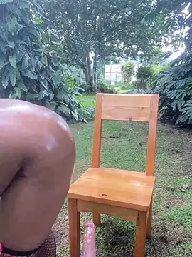 SophiaGuzman online show from November 23, 7:48 pm