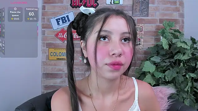 misss luxury online show from October 29, 11:25 am