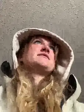 myasecrets online show from March 3, 9:21 pm