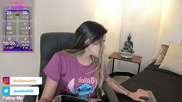 MiaVillalobos online show from October 21, 11:58 am