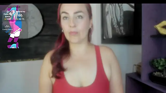 Snapshot of Roxannelorence_ chatting on October 27, 4:13 pm Roxannelorence  online show from October 27, 4:13 pm