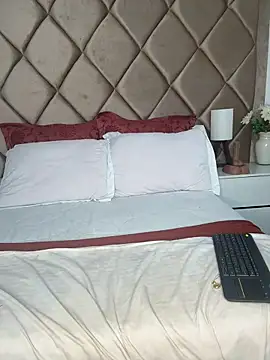 AngelinaDuvall online show from March 10, 9:57 am