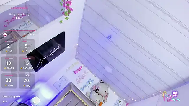 ScarlettVell online show from April 21, 1:42 am