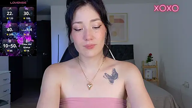 Eliih 01 online show from October 31, 3:19 am