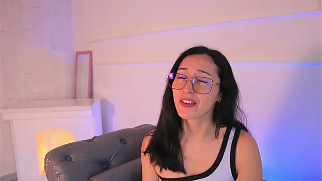 Ginevra esposito online show from December 2, 4:09 pm