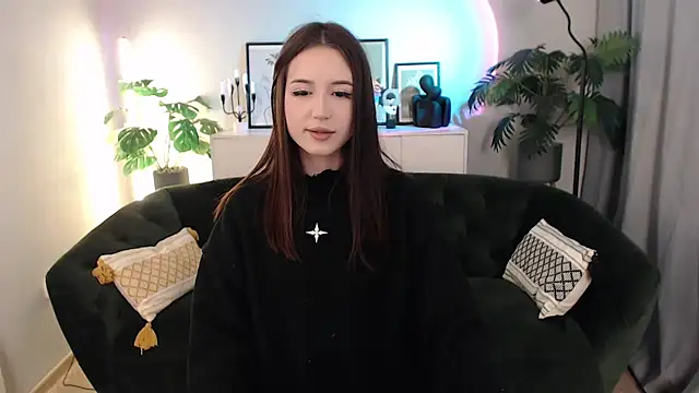 BlackEyesGirl online show from November 3, 6:50 am