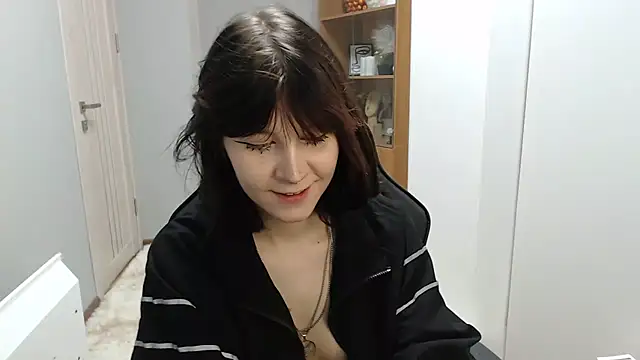 TinaQuiin online show from November 22, 8:39 am