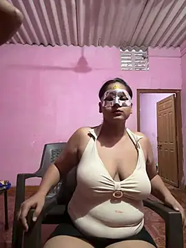 Sexy90surbhiz online show from July 18, 7:05 pm