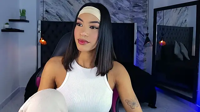 kitty collins  online show from June 2, 12:17 pm