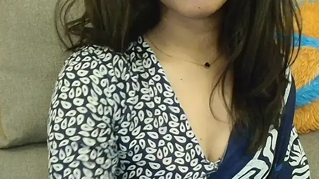 SWEET-18-TEEN online show from April 12, 5:05 pm