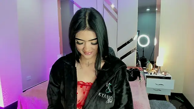 EmmaStonns online show from September 29, 1:27 pm