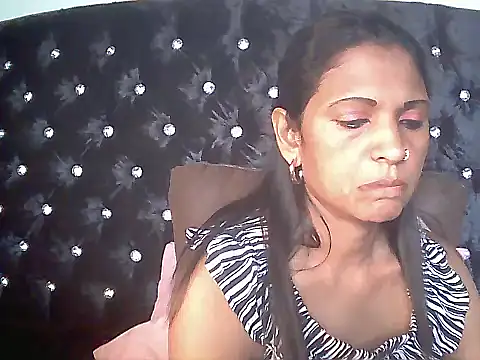 indianlusyy online show from October 17, 9:56 am
