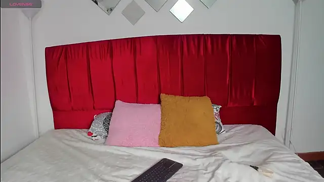 Electra  moon online show from November 19, 5:18 am