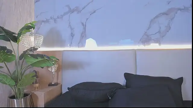 Celeste-Evanns online show from April 11, 8:34 pm