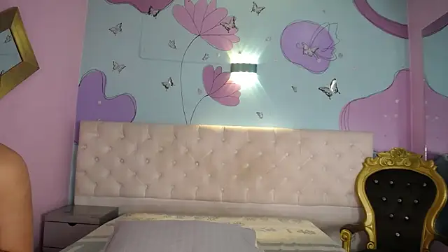 tiiny emilly online show from February 26, 7:57 pm