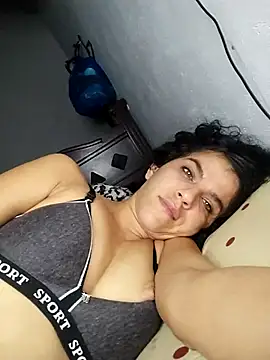 lucerocutte online show from November 30, 4:16 am