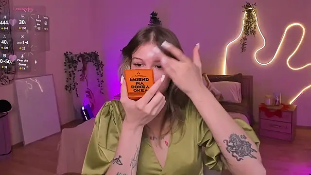 Lisa Blossom online show from June 29, 6:09 am