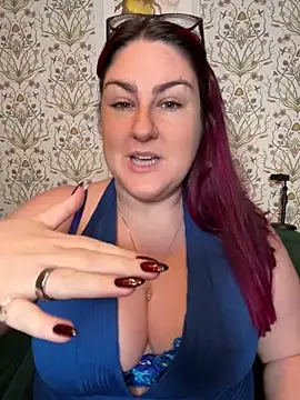 Snapshot of Lacey-BBW chatting on October 4, 10:47 pm Lacey-BBW online show from October 4, 10:47 pm
