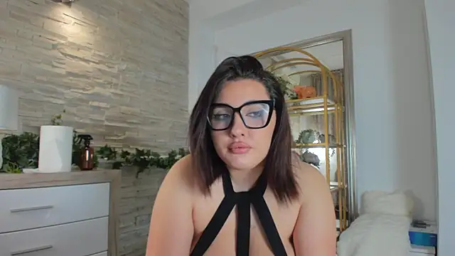 boobzilla  online show from November 10, 8:26 pm