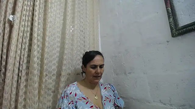 gabbyparker  online show from February 11, 1:09 am