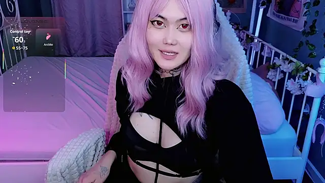 GothXRaven online show from January 14, 3:39 pm