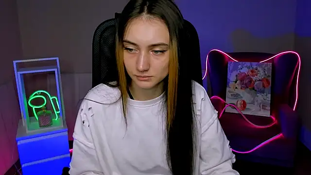 olivianorton online show from November 4, 2:44 pm