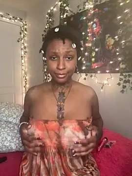 MistiSavannah online show from March 21, 1:16 pm