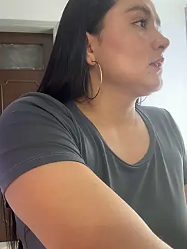 Rouse69  online show from December 3, 4:26 am