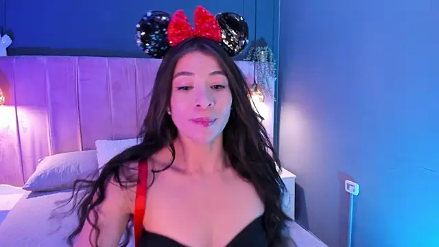 riley bensongh online show from March 21, 12:59 am