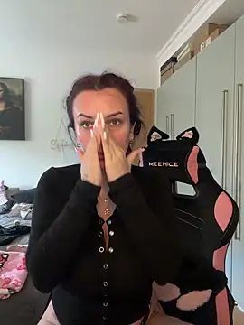 OliviaaFischer online show from March 21, 2:44 pm