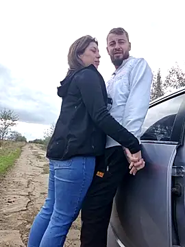 Snapshot of AlexAlice12 chatting on October 18, 11:13 am AlexAlice12 online show from October 18, 11:13 am