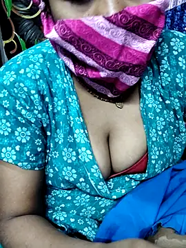 Love Cream online show from February 17, 6:51 pm