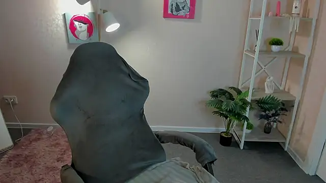 Wanda Gomez online show from February 19, 3:00 pm