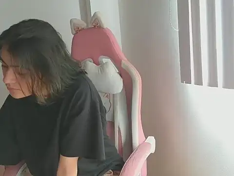 Crystal Star  online show from November 21, 3:36 pm