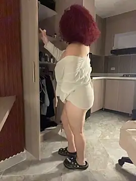 Enyagleam  online show from February 1, 3:16 am