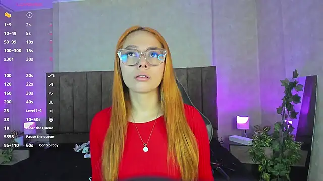 LanaMills  online show from October 2, 3:44 am