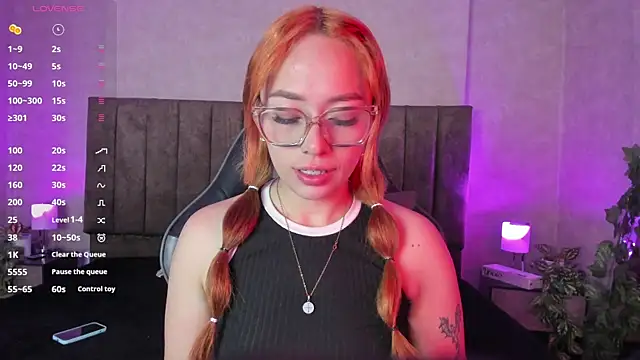 LanaMills  online show from September 26, 4:54 am