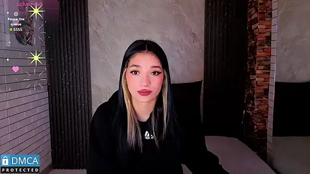 stepha   online show from February 11, 11:23 am