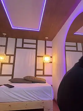 HannahMontgomery online show from October 30, 5:14 pm