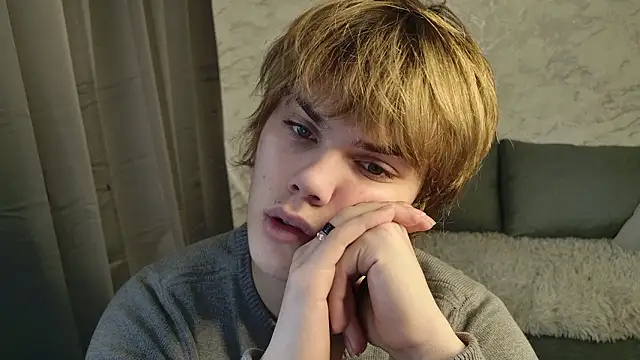 Bonnie And C1yde online show from March 1, 5:18 am