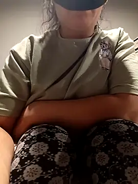 ezgi2545 online show from November 5, 6:35 pm