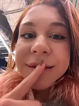 RosieSecret online show from November 3, 8:40 am