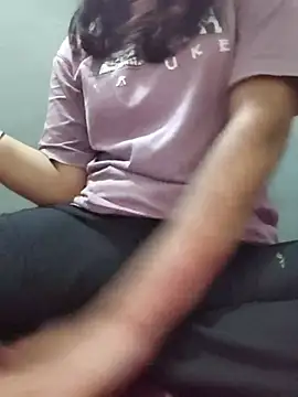 Laila Pahadi online show from October 8, 8:46 pm