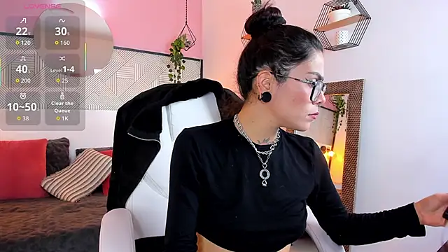 Esmeralda CO online show from November 7, 1:06 pm